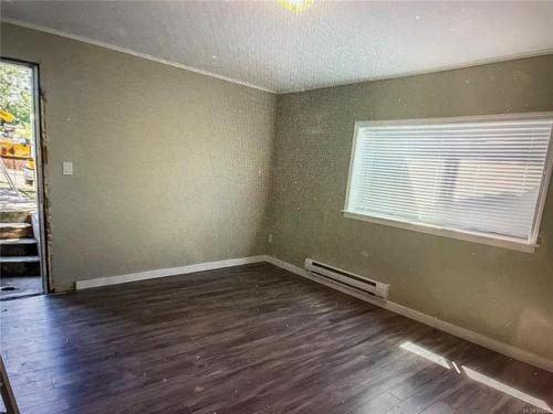 4931 Bruce St, Port Alberni, BC - Indoor Photo Showing Other Room