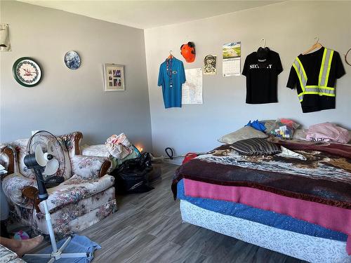 4931 Bruce St, Port Alberni, BC - Indoor Photo Showing Bedroom