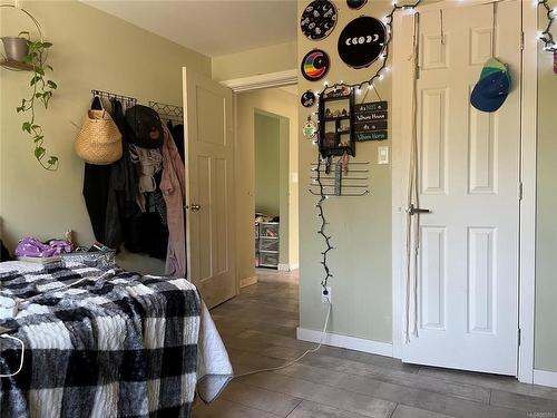 4931 Bruce St, Port Alberni, BC - Indoor Photo Showing Bedroom