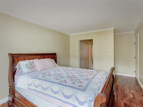 203-420 Linden Ave, Victoria, BC - Indoor Photo Showing Bedroom