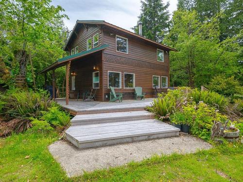 100 Mathers Lane, Bamfield, BC 