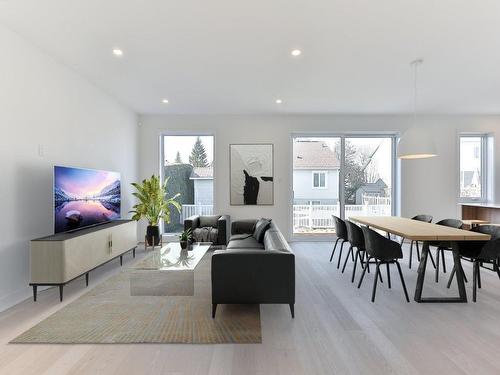 Vue d'ensemble - 2996 Rue Lareau, Carignan, QC - Indoor Photo Showing Living Room