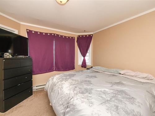 B-4665 Valecourt Cres, Courtenay, BC - Indoor Photo Showing Bedroom