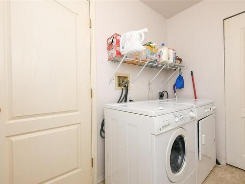 B-4665 Valecourt Cres, Courtenay, BC - Indoor Photo Showing Laundry Room