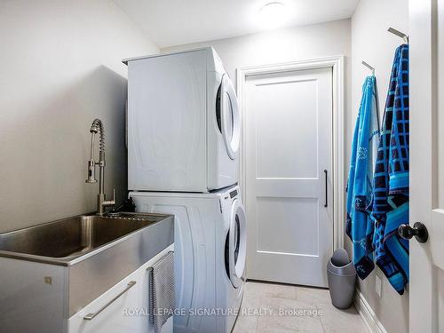 14 Maple Grove Rd, Kawartha Lakes, ON - Indoor Photo Showing Laundry Room