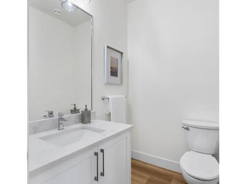 2564 Wentwich Rd, Langford, BC - Indoor Photo Showing Bathroom