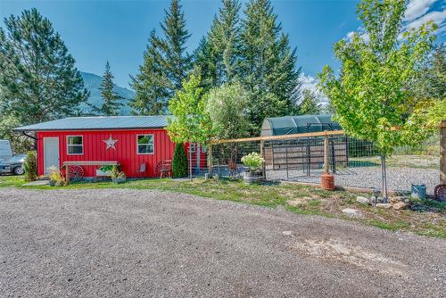 4446 Cedar Hill Road, Falkland, BC - Outdoor