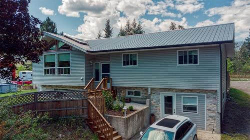 4446 Cedar Hill Road, Falkland, BC - Outdoor