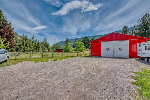 4446 Cedar Hill Road, Falkland, BC - Outdoor