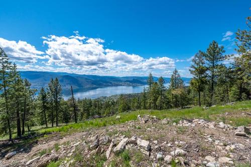 110 Vista Place, Penticton, BC 