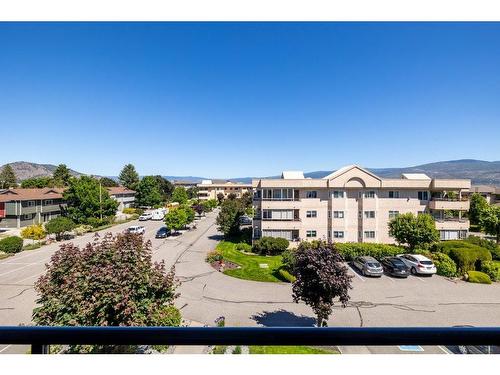 306-3858 Brown Road, West Kelowna, BC 