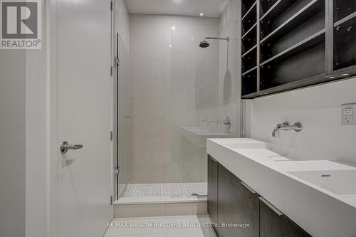 4201 - 15 Lower Jarvis Street, Toronto, ON - Indoor Photo Showing Bathroom