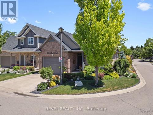 32 Pinot Trail, Niagara-On-The-Lake, ON - Outdoor With Facade