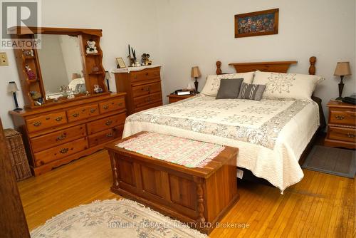 3735 Ninth Line, Bradford West Gwillimbury, ON - Indoor Photo Showing Bedroom