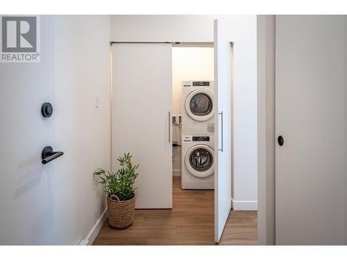 514 Victoria  Street Unit# 511, Nelson, BC - Indoor Photo Showing Laundry Room