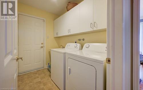 34 Jadestone Court, Kitchener, ON - Indoor Photo Showing Laundry Room