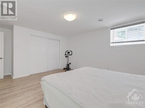 large basement bedroom - 40 Tom Gavinski Street, Arnprior, ON - Indoor Photo Showing Bedroom