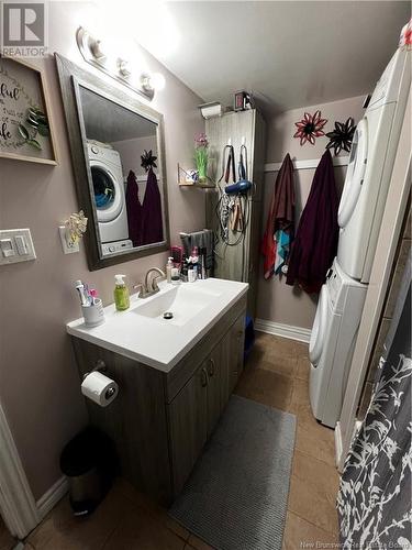 244 St George Street, Saint John, NB - Indoor Photo Showing Bathroom