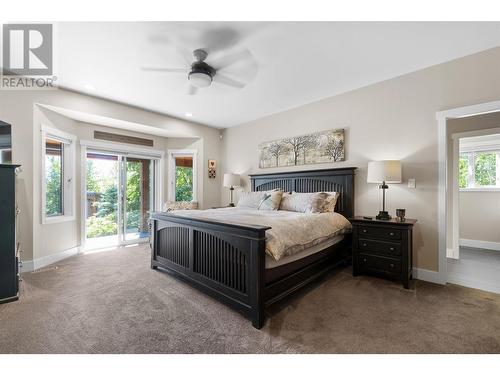 3901 60 Street Nw, Salmon Arm, BC - Indoor Photo Showing Bedroom