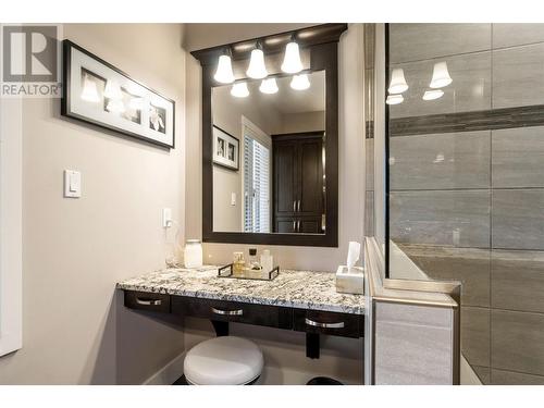 3901 60 Street Nw, Salmon Arm, BC - Indoor Photo Showing Bathroom