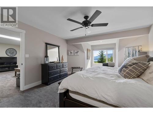 3901 60 Street Nw, Salmon Arm, BC - Indoor Photo Showing Bedroom