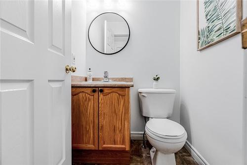 5228 Garland Crescent, Burlington, ON - Indoor Photo Showing Bathroom