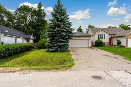 Exterior - 14 Marlow Avenue, Grimsby, ON - Outdoor With Facade