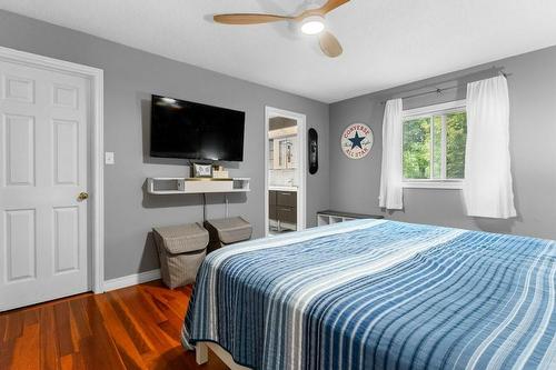 Primary - 14 Marlow Avenue, Grimsby, ON - Indoor Photo Showing Bedroom