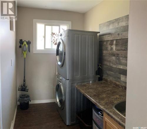 Beckett Acreage 3 Miles North Of Moosomin, Moosomin Rm No. 121, SK - Indoor Photo Showing Laundry Room