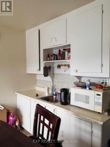 377 Hemlock Street, Timmins, ON - Indoor Photo Showing Kitchen