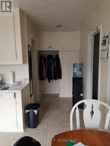 377 Hemlock Street, Timmins, ON - Indoor Photo Showing Kitchen