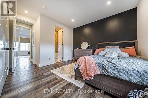 505 Eldon Station Road, Kawartha Lakes, ON - Indoor Photo Showing Bedroom