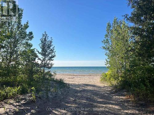 21 72Nd Street N, Wasaga Beach, ON - Outdoor With View