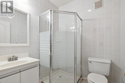 2480 Mississauga Road, Mississauga, ON - Indoor Photo Showing Bathroom