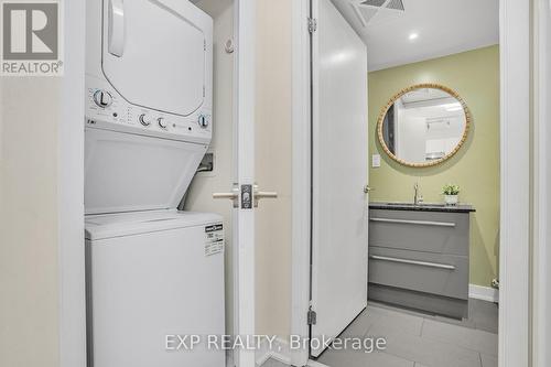 1220 - 160 Flemington Road, Toronto (Yorkdale-Glen Park), ON - Indoor Photo Showing Laundry Room