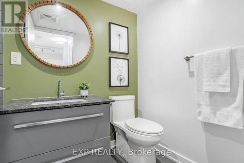 1220 - 160 Flemington Road, Toronto (Yorkdale-Glen Park), ON - Indoor Photo Showing Bathroom