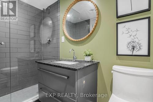 1220 - 160 Flemington Road, Toronto (Yorkdale-Glen Park), ON - Indoor Photo Showing Bathroom