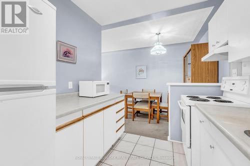 306 - 1377 Lakeshore Road, Burlington (Brant), ON - Indoor Photo Showing Kitchen