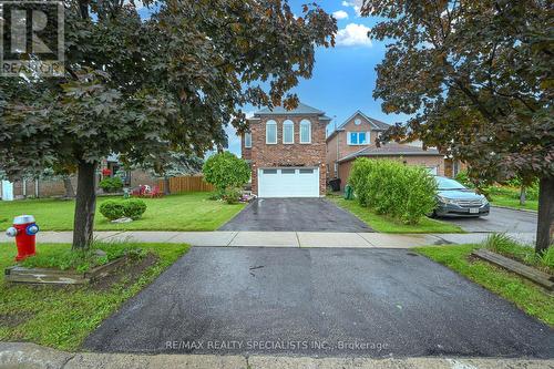 75 Wooliston Crescent, Brampton, ON - Outdoor