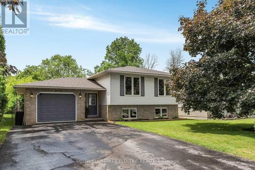 272 Heritage Park Drive, Greater Napanee, ON - Outdoor With Facade