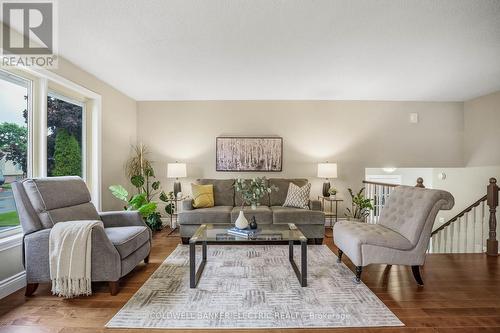 272 Heritage Park Drive, Greater Napanee, ON - Indoor Photo Showing Living Room