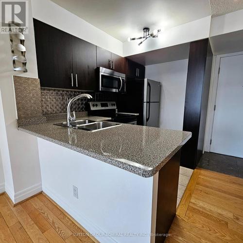 1505 - 188 Doris Avenue, Toronto, ON - Indoor Photo Showing Kitchen With Double Sink