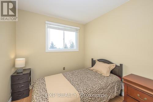 5054 Westchester Bourne, Thames Centre (Dorchester), ON - Indoor Photo Showing Bedroom