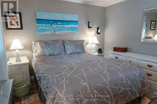 239 Southwind Court, Lambton Shores (Grand Bend), ON - Indoor Photo Showing Bedroom