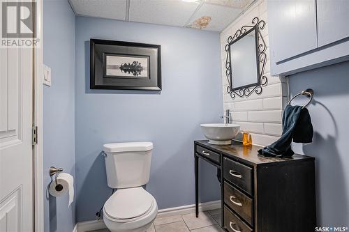 122 Douglas Crescent, Saskatoon, SK - Indoor Photo Showing Bathroom