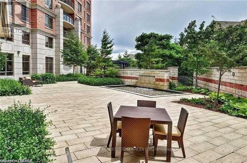 606 - 2391 Central Park Drive, Oakville, ON - Outdoor