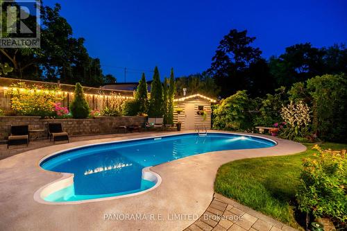 2399 Frayne Court, Mississauga (Cooksville), ON - Outdoor With In Ground Pool With Backyard