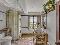 Ensuite bathroom - 