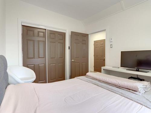 Chambre Ã Â coucher - 6299  - 6301 Rue St-Hubert, Montréal (Rosemont/La Petite-Patrie), QC 