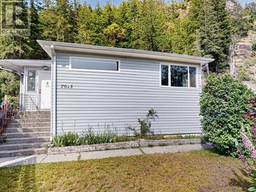 7013 Cranberry Street, Powell River, BC - Outdoor